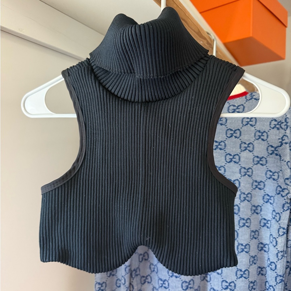 Annie Black Ribbed Knit Top